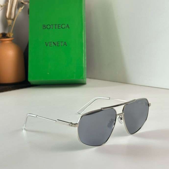 Picture of Bottega Veneta Sunglasses _SKUfw54318751fw